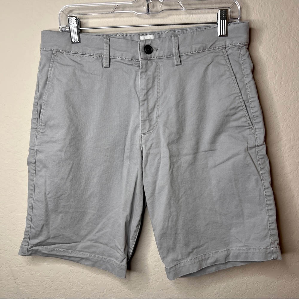 Gap Men Chino‎ Shorts Cotton Size 30 Light Gray Essential Khaki 10” Short
